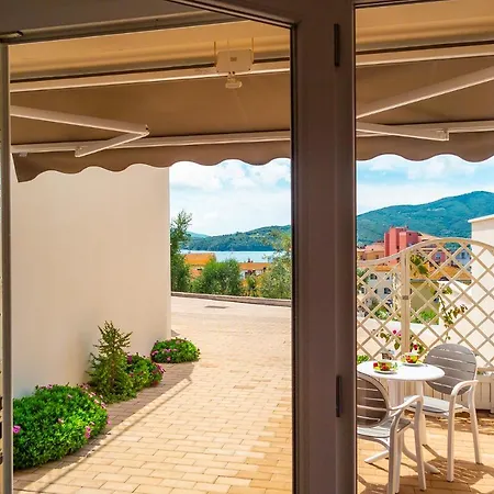 Vicino Al Mare Портоферрайо